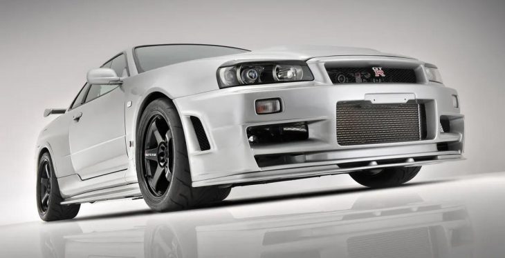 نیسان R34 GTR