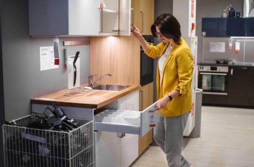 با ظروف برند آیکیا ( IKEA ) آشپزخانه در آتش میسوزد | آیمارکتور