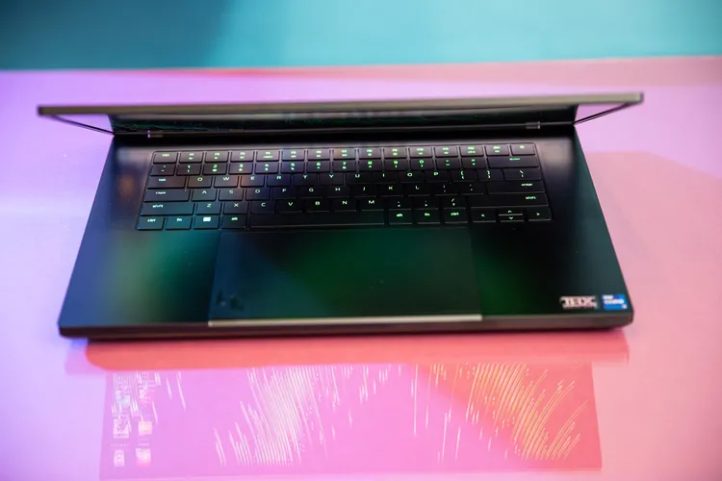 لپ تاپ Razer Blade 16