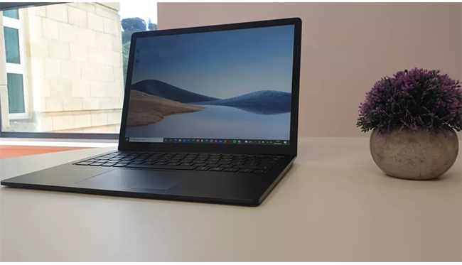   Laptop 4 لپ تاپ مایکروسافت برای دانش آموزان سرفیس بوک