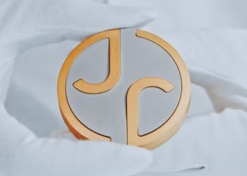 هویت بصری جگوار