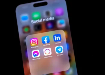 استاندارد هوش مصنوعی در تبلیغات