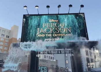 بیلبورد خیس