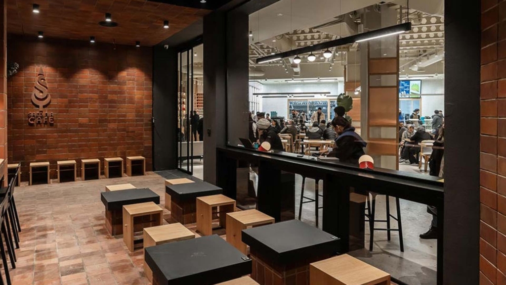 کافه ساعدی نیا پلمب شد