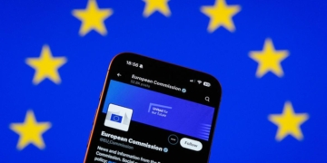 محدودیت شبکه‌های اجتماعی کمیسیون اتحادیه اروپا