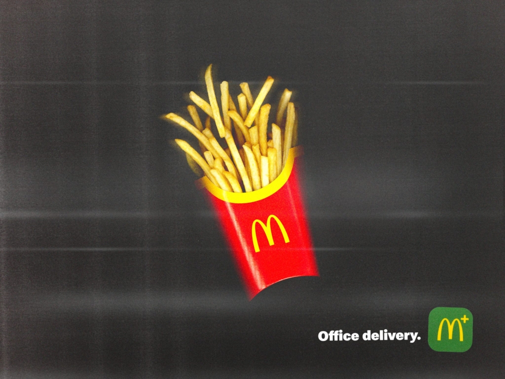 سیب زمینی مک دونالدز در کمپین office delivery 