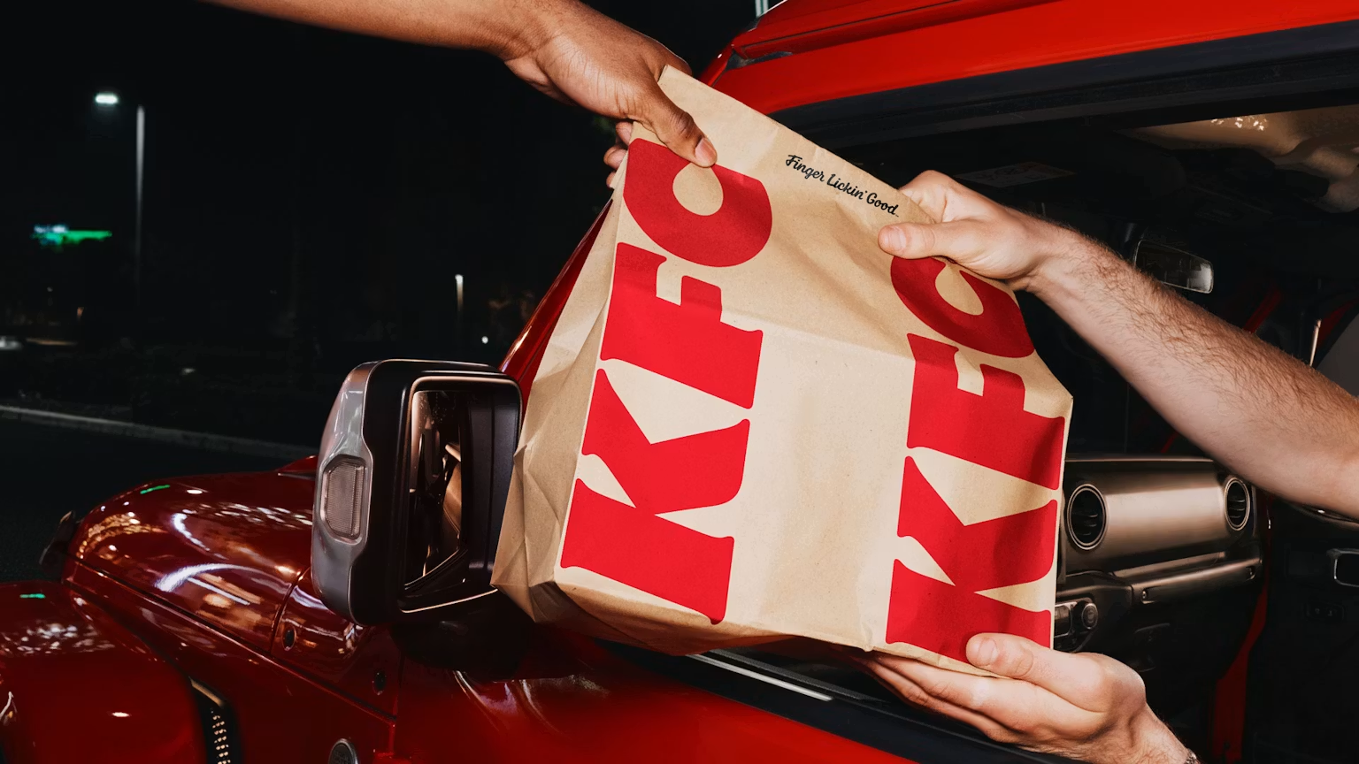 بازطراحی برند KFC